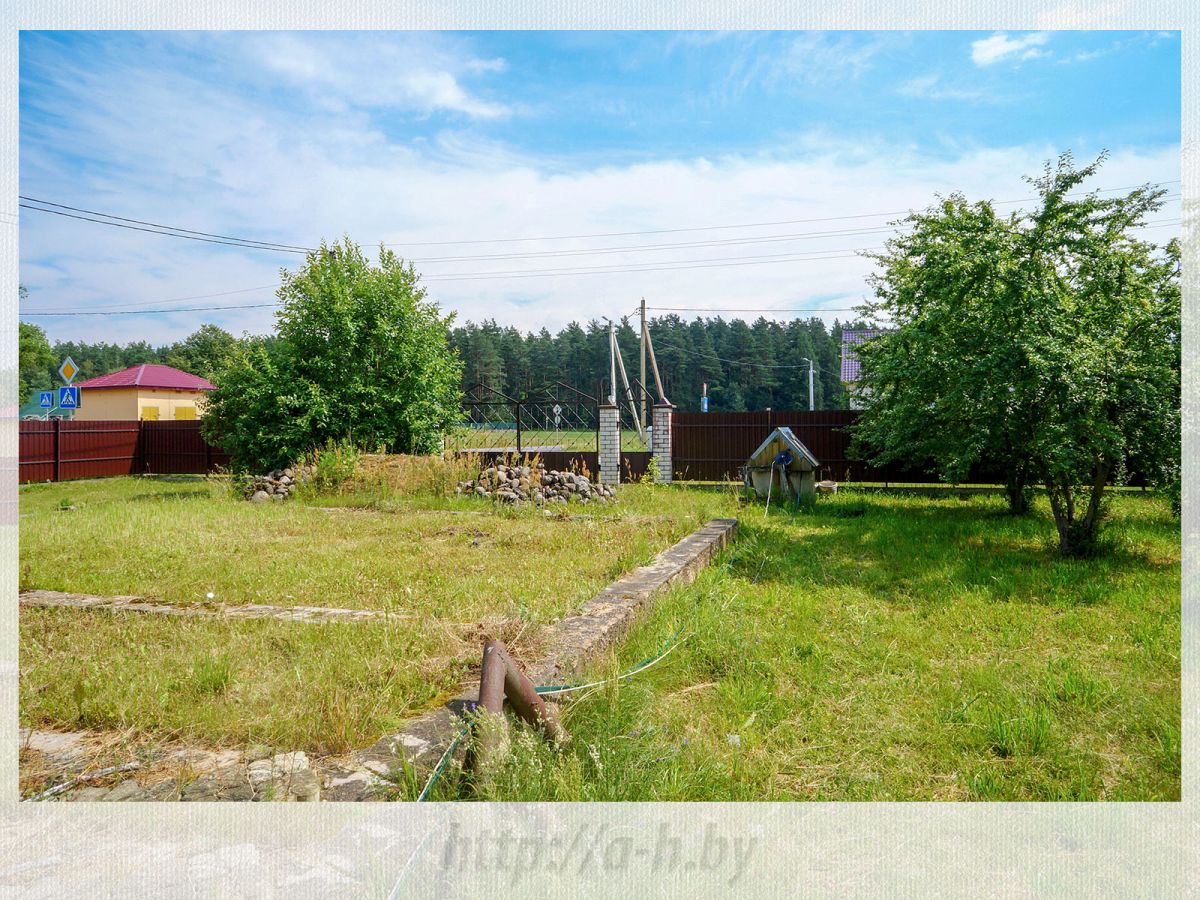 Дом   по адресу Нарочь, Улица Солнечная, 10