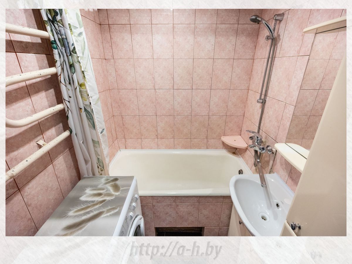 4 комнатная квартира  по адресу Минск, Нестерова ул., 86 к.1