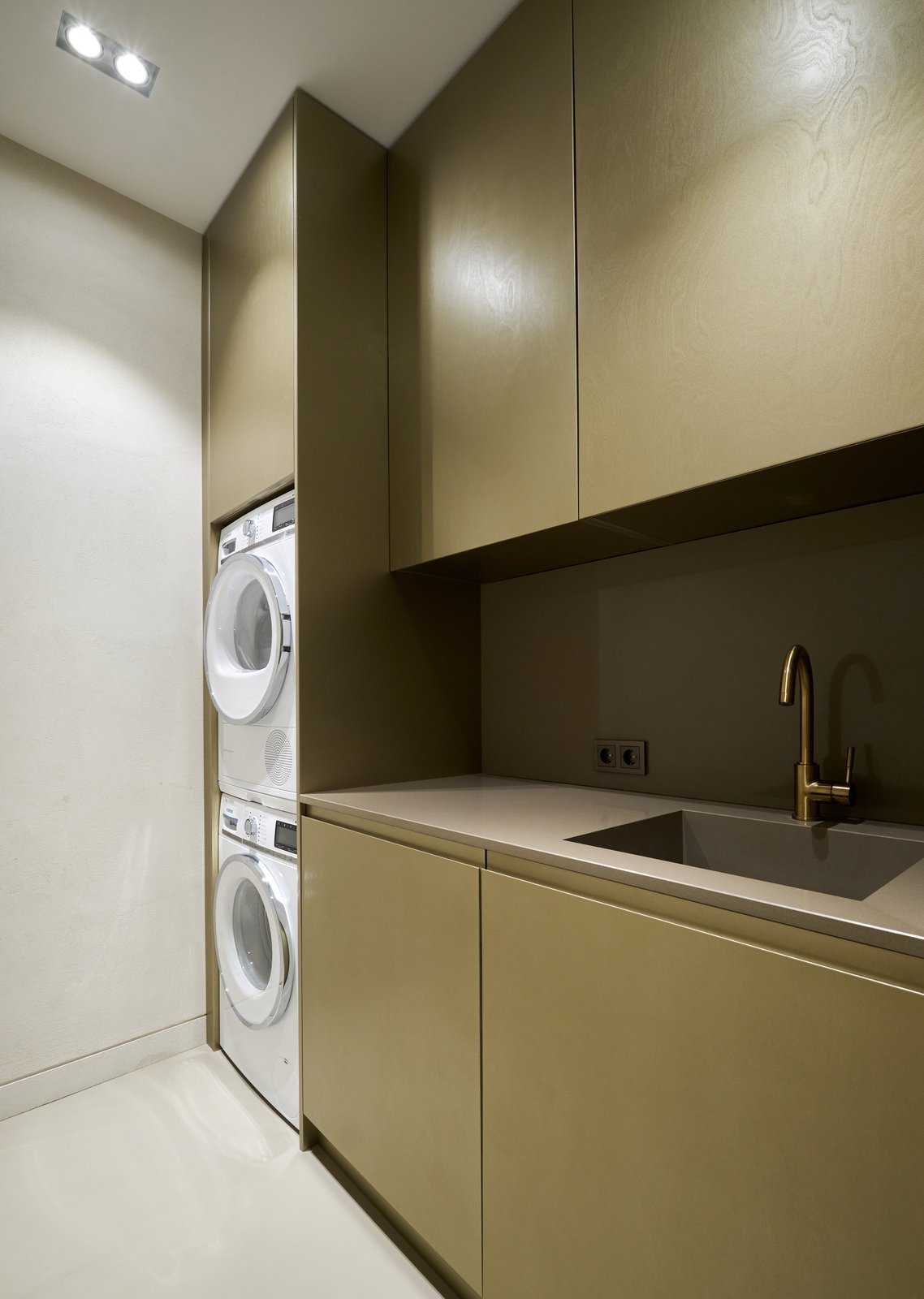 4 комнатная квартира  по адресу Минск, Улица Филимонова, 20