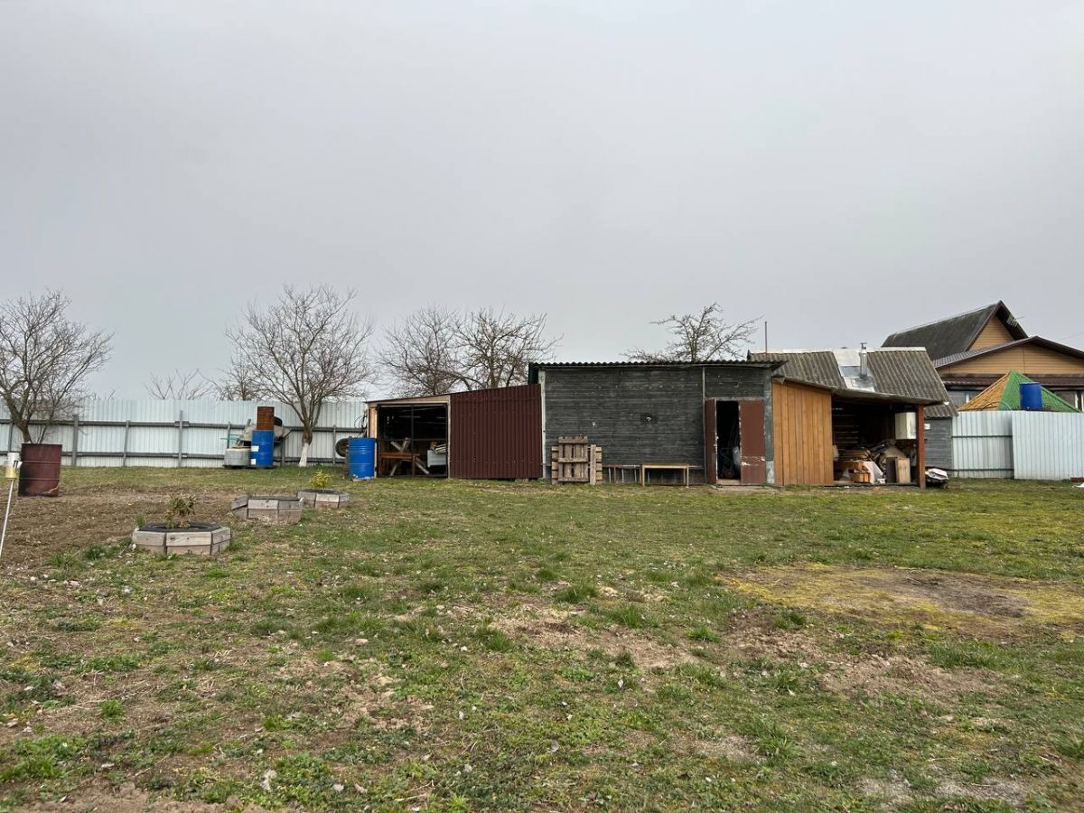 Дом   по адресу Дубовый лог, Улица Дорожная, 4