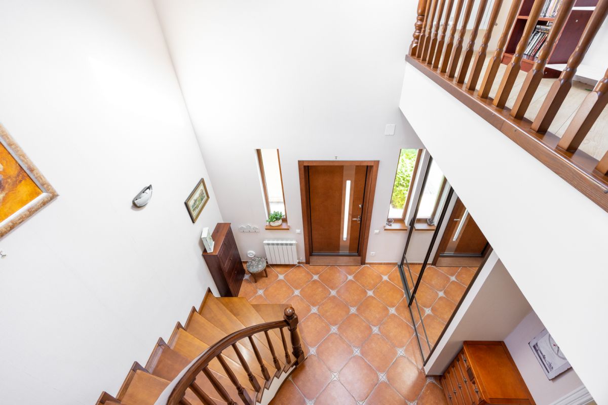 Дом   по адресу Дички