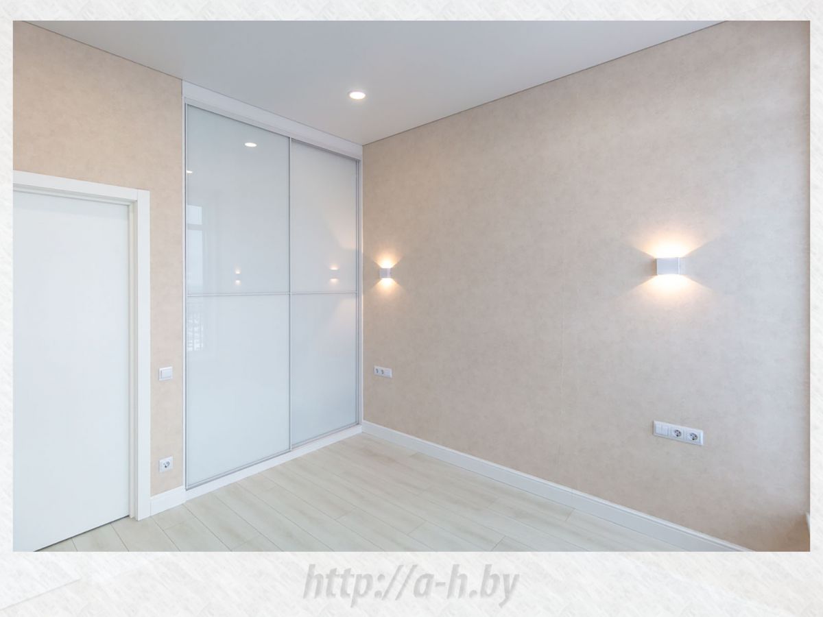 2 комнатная квартира  по адресу Минск, Игоря Лученка, 13