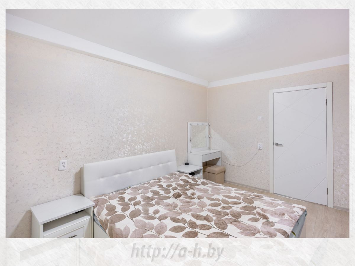 3 комнатная квартира  по адресу Минск, Михася Лынькова, 15