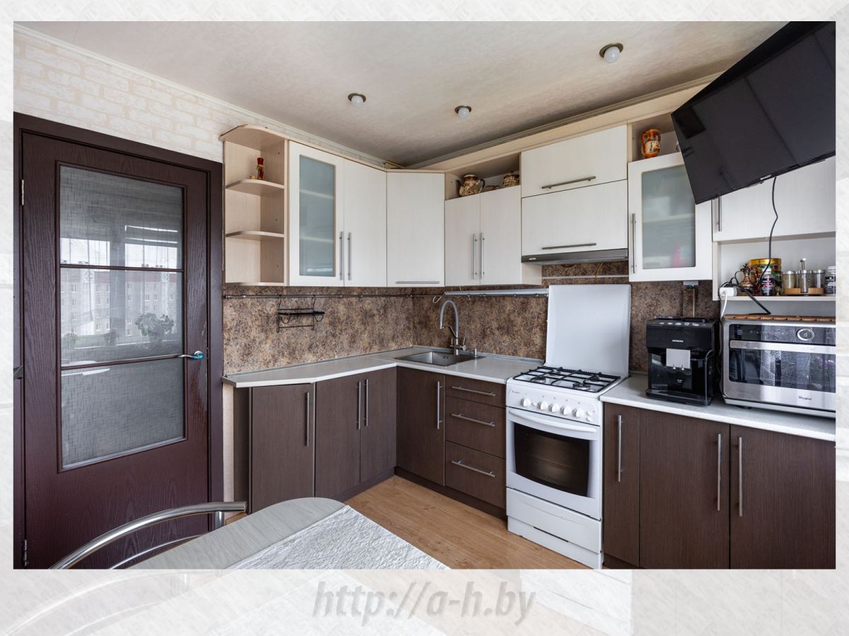 4 комнатная квартира  по адресу Минск, Нестерова ул., 86 к.1