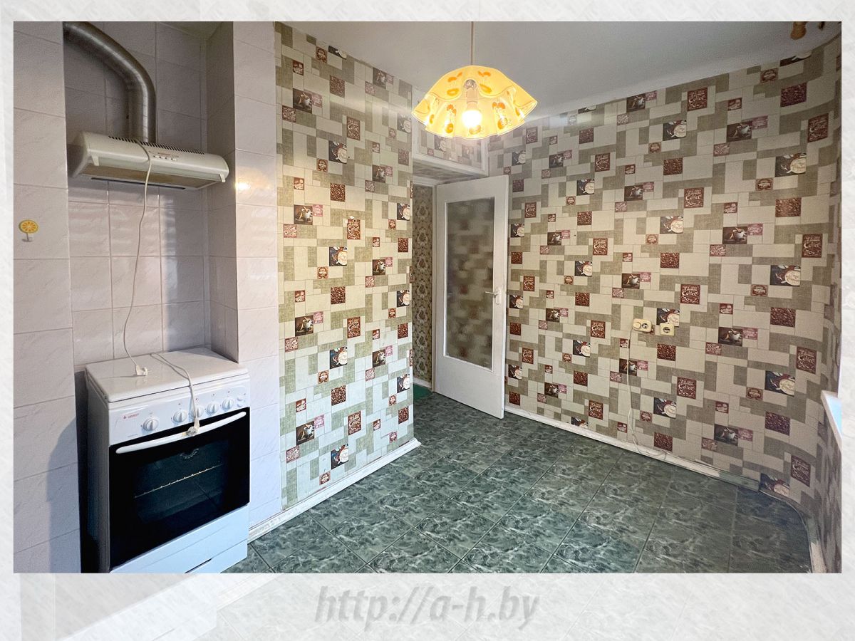 3 комнатная квартира  по адресу Минск, Янки Мавра, 64