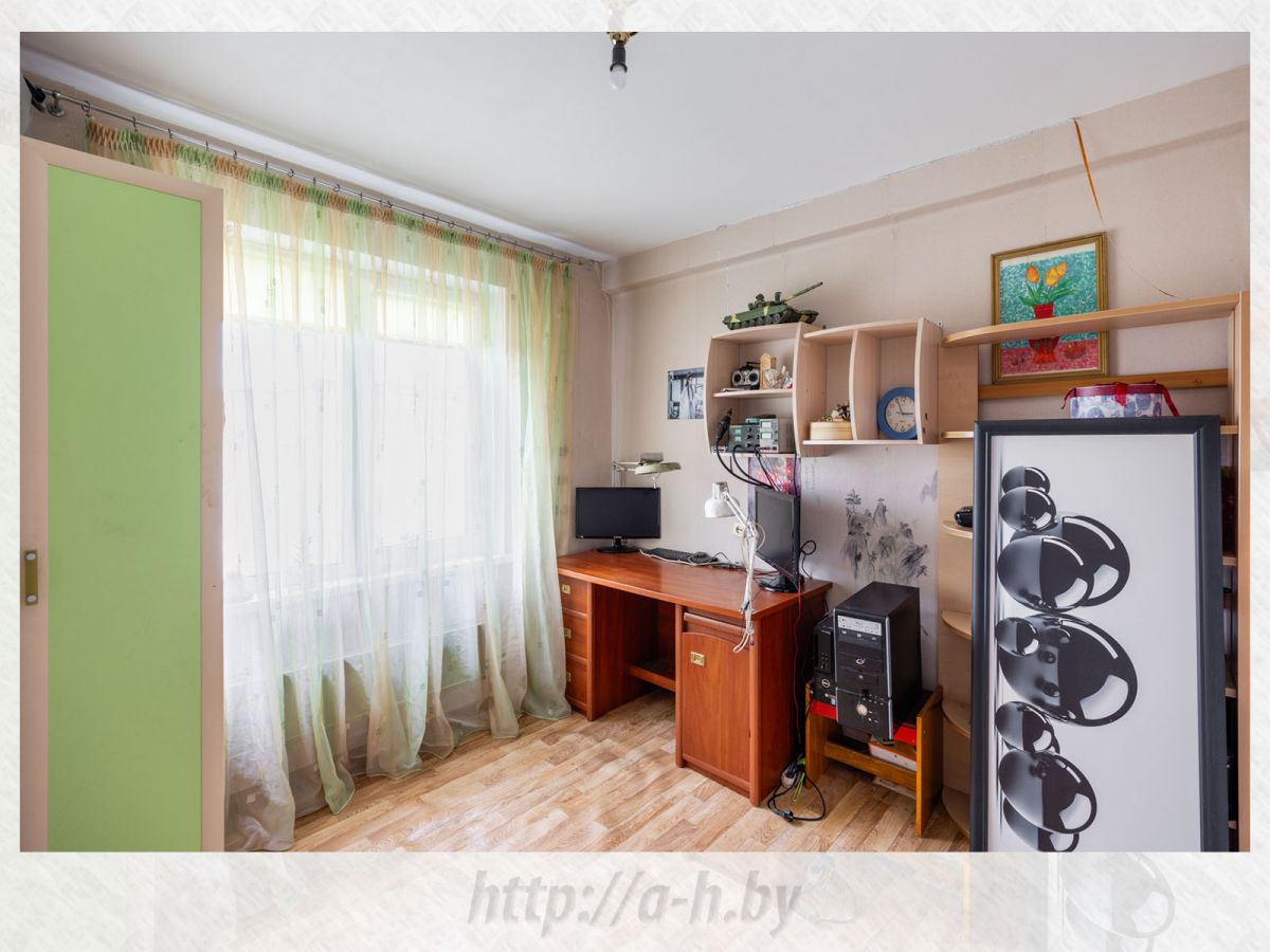 4 комнатная квартира  по адресу Минск, Нестерова ул., 86 к.1