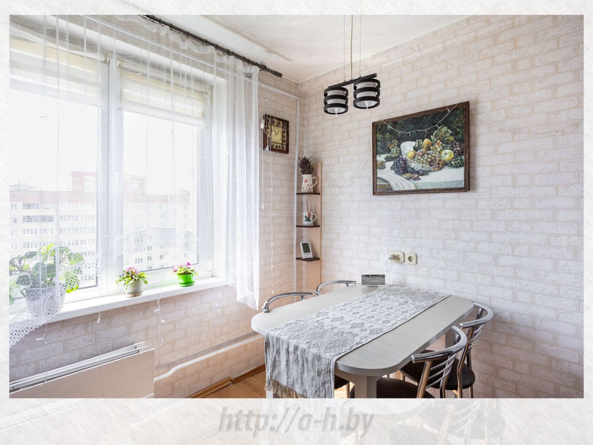 4 комнатная квартира  по адресу Минск, Нестерова ул., 86 к.1