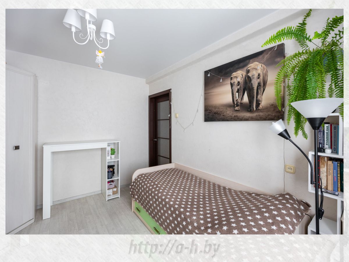 4 комнатная квартира  по адресу Минск, Нестерова ул., 86 к.1