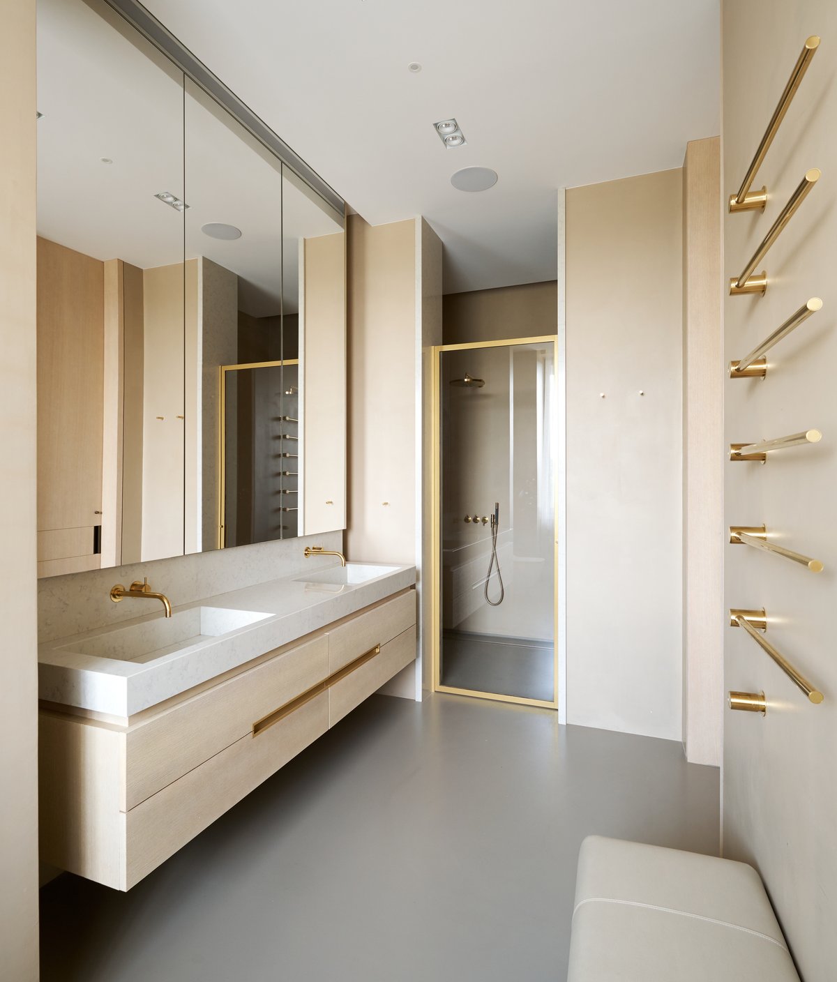 4 комнатная квартира  по адресу Минск, Улица Филимонова, 20