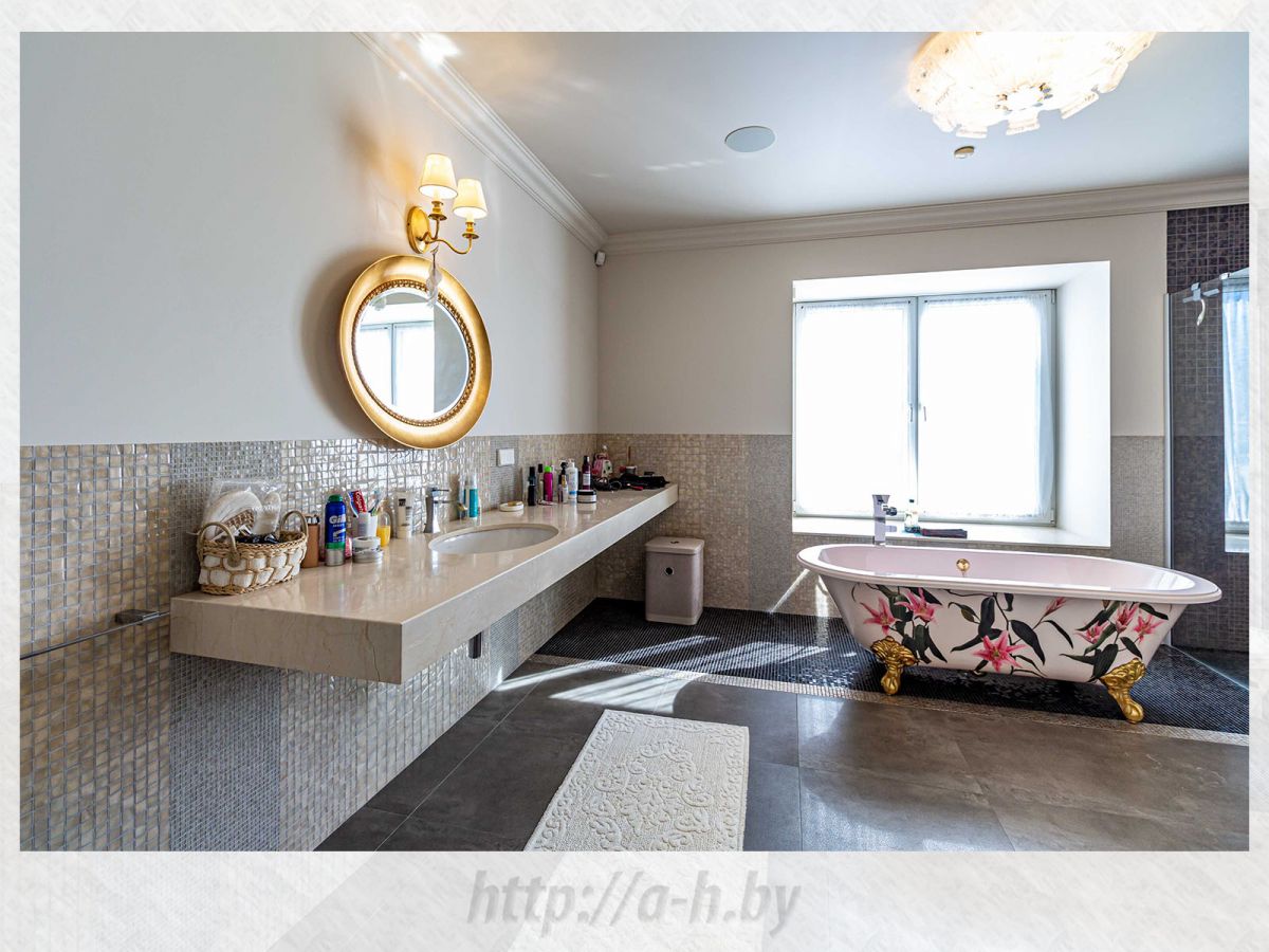 Усадьба   по адресу Лихачи, Улица Весенняя