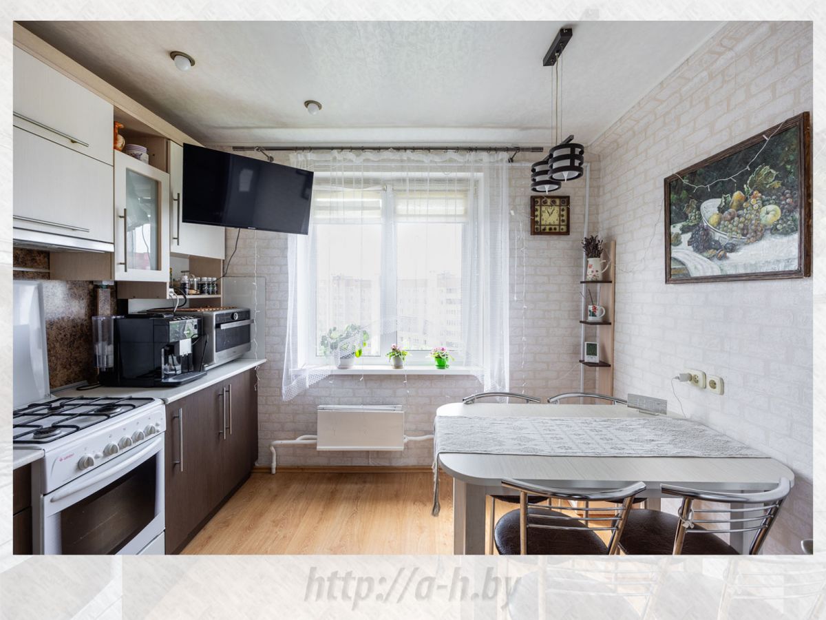 4 комнатная квартира  по адресу Минск, Нестерова ул., 86 к.1