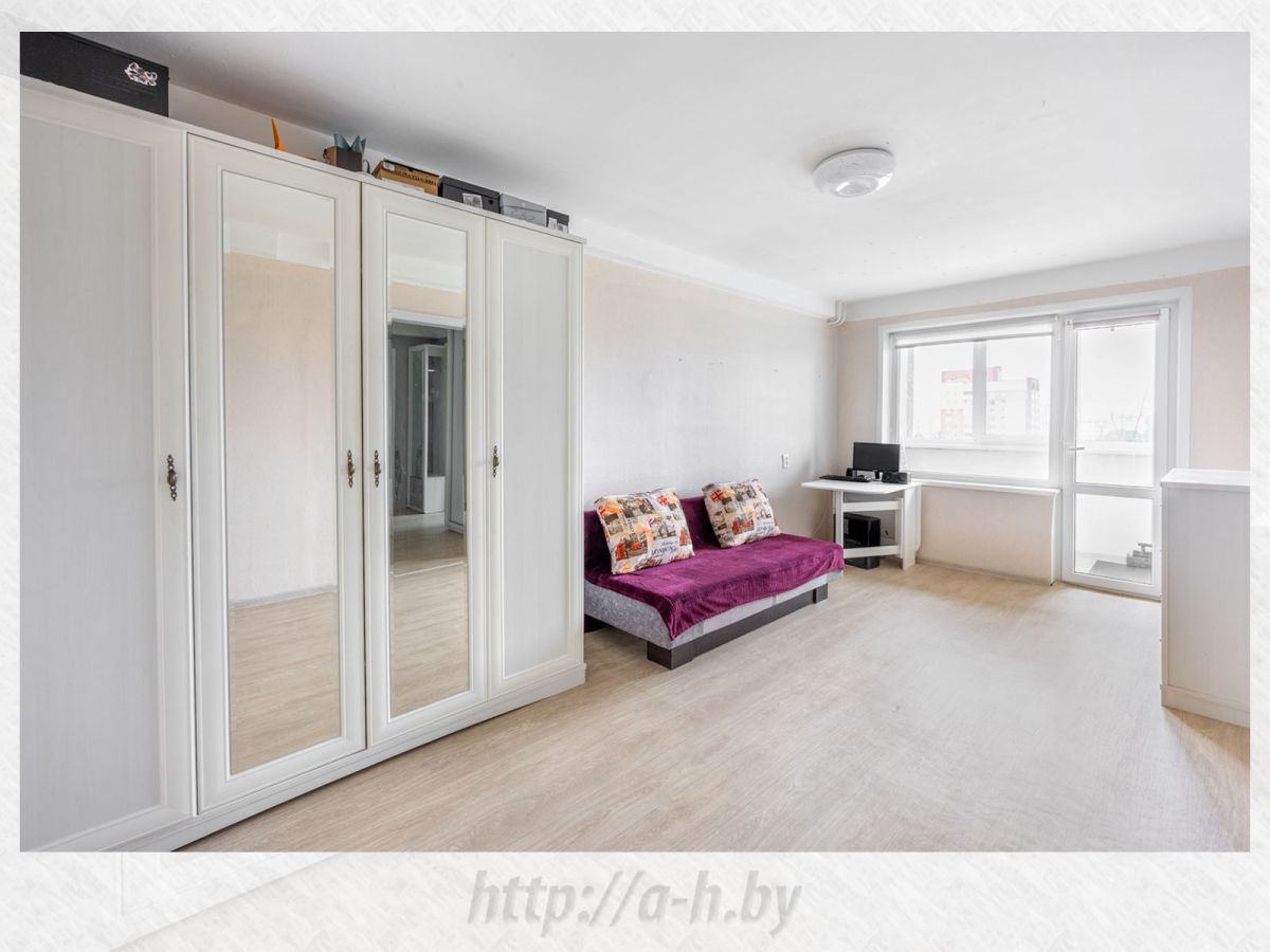 3 комнатная квартира  по адресу Минск, Михася Лынькова, 15