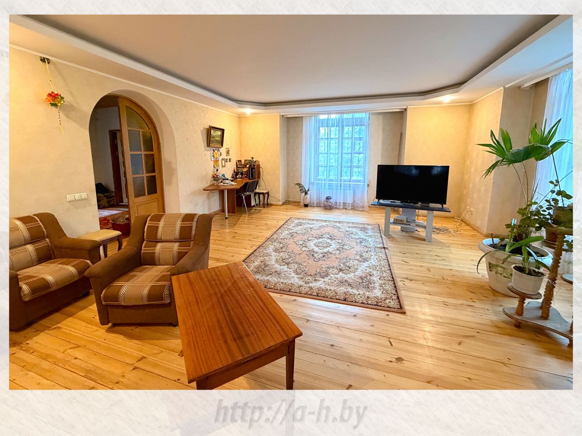 577.40м.кв. (участок 17,13сот.), Колодищи (улица Николаевская, 10)