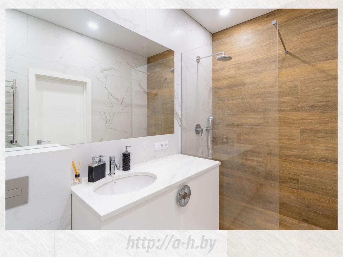 2 комнатная квартира  по адресу Минск, Игоря Лученка, 13