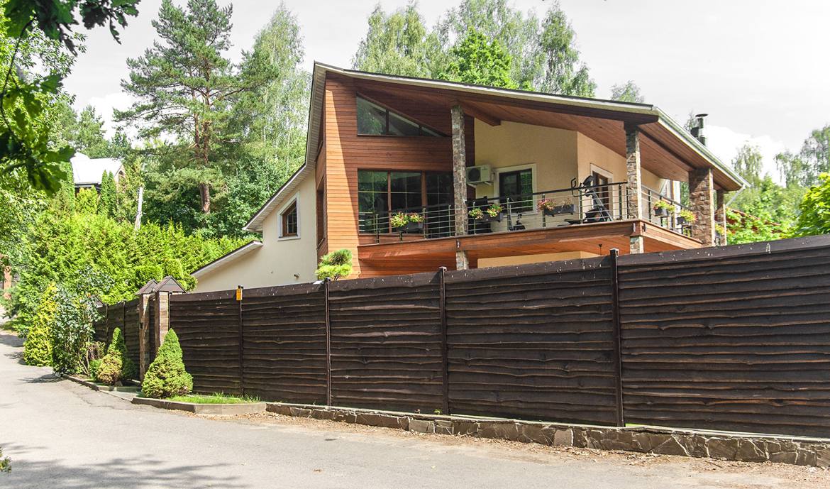 Дом   по адресу Губичи, Улица Нагорная, 4